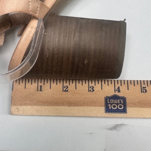 BETSEYVILLE Naveah Gladiator Gold Studded Tan Block Heeled Sandals - Picture 3 of 8